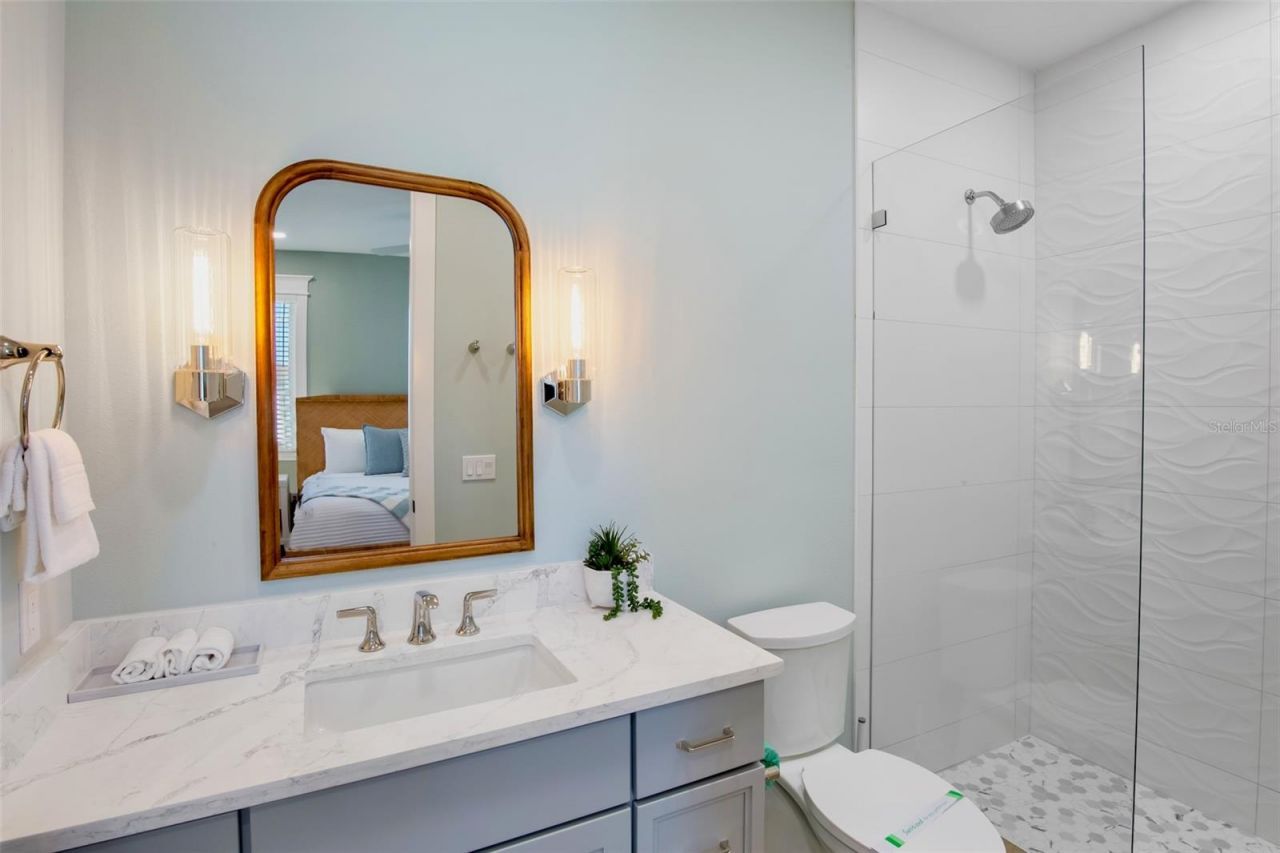 135 Avenida Veneccia, Sarasota, FL 34242 Photo