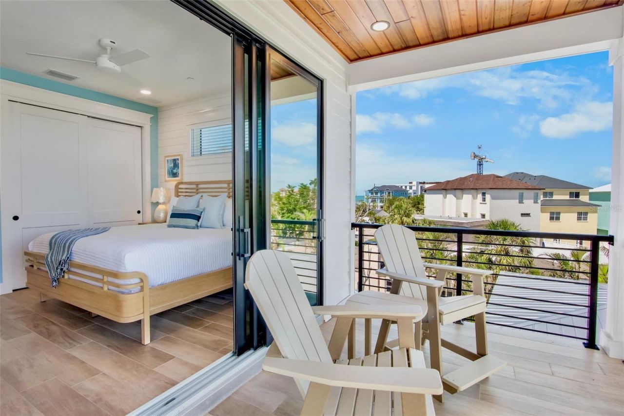 135 Avenida Veneccia, Sarasota, FL 34242 Photo