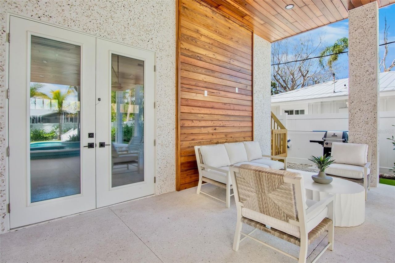 135 Avenida Veneccia, Sarasota, FL 34242 Photo