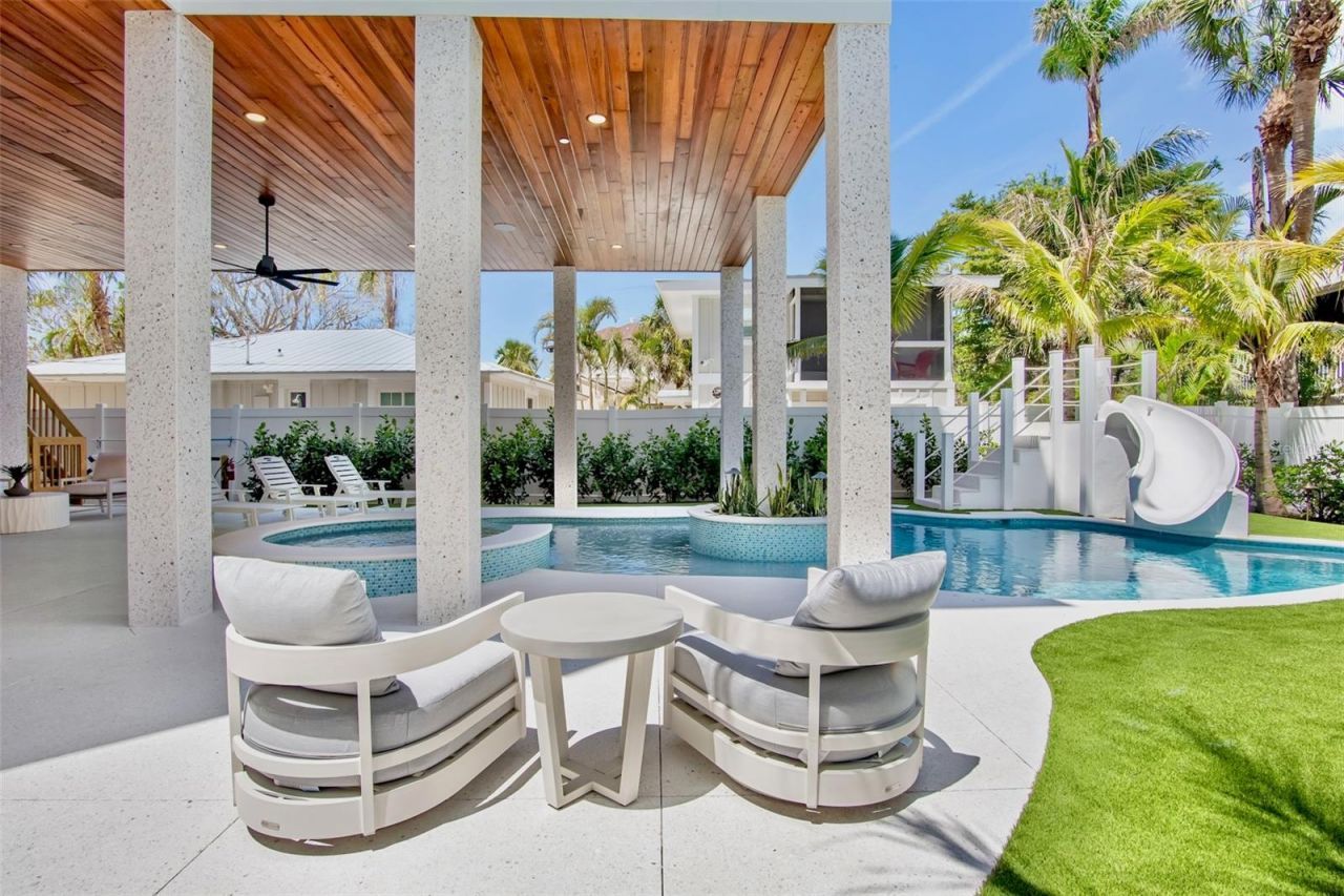 135 Avenida Veneccia, Sarasota, FL 34242 Photo