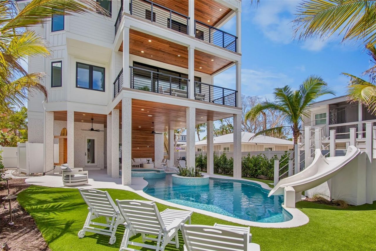 135 Avenida Veneccia, Sarasota, FL 34242 Photo