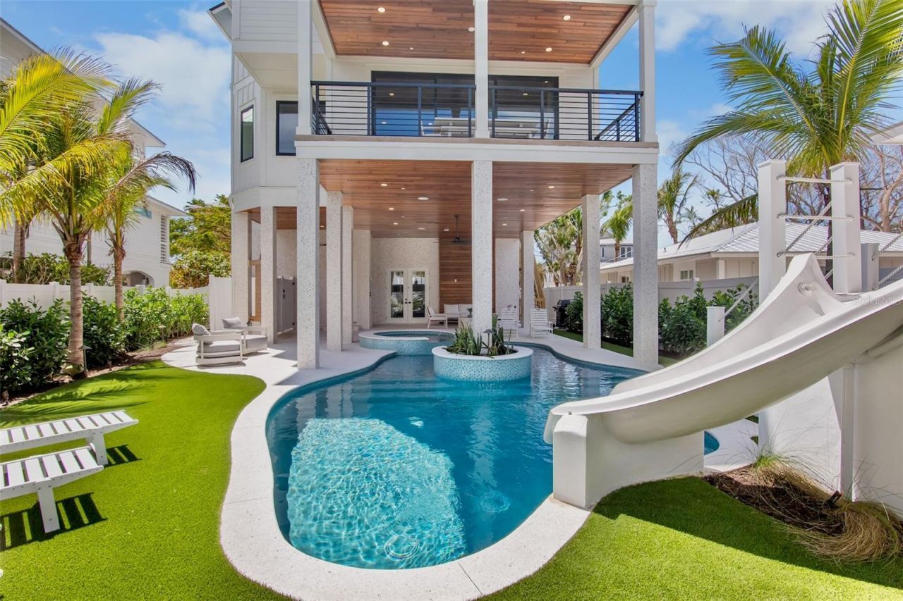 135 Avenida Veneccia, Sarasota, FL 34242 Photo