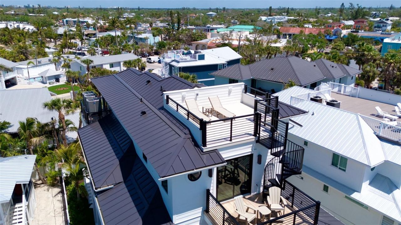 135 Avenida Veneccia, Sarasota, FL 34242 Photo