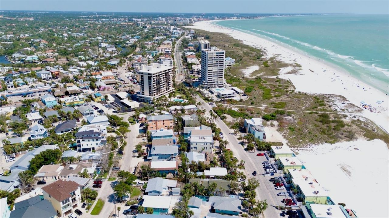 135 Avenida Veneccia, Sarasota, FL 34242 Photo