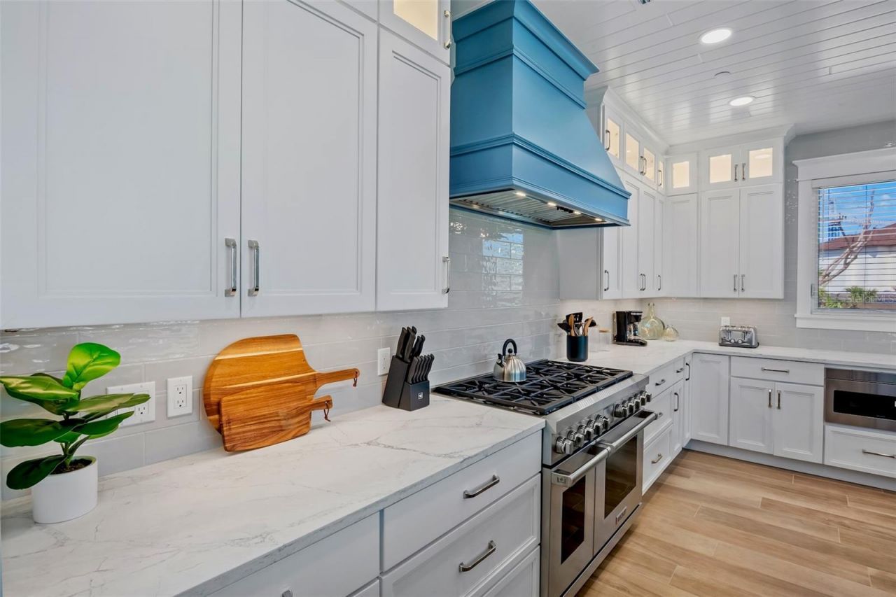 135 Avenida Veneccia, Sarasota, FL 34242 Photo