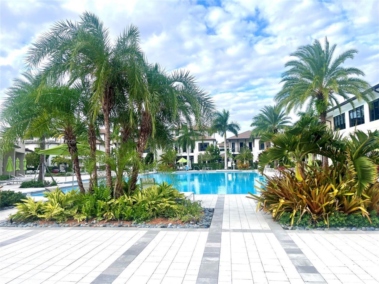 8001 NW 41 St., Unit F-311, Doral, FL 33166 Photo