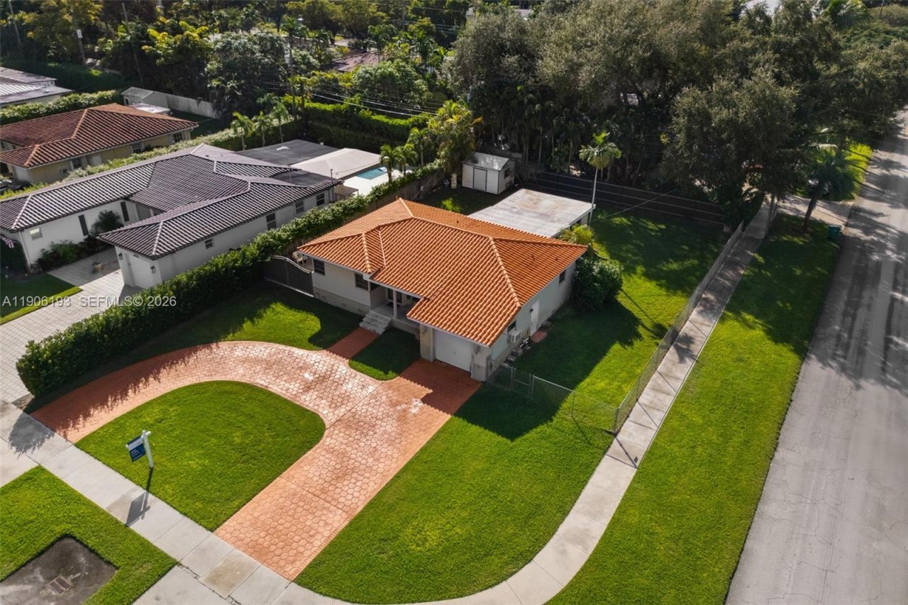 0 6040 SW 29th St, Miami, FL 33155 Photo