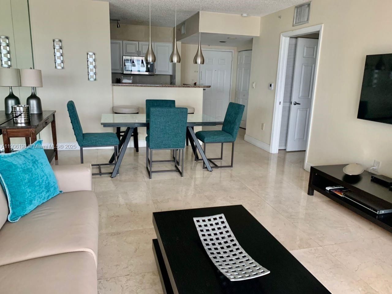 1155 Brickell Bay Dr, Unit 705, Miami, FL 33131 Photo