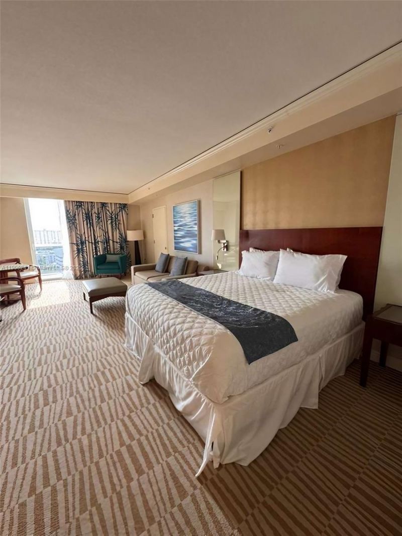 18001 Collins Ave, Unit 1117, Sunny Isles Beach, FL 33160 Photo
