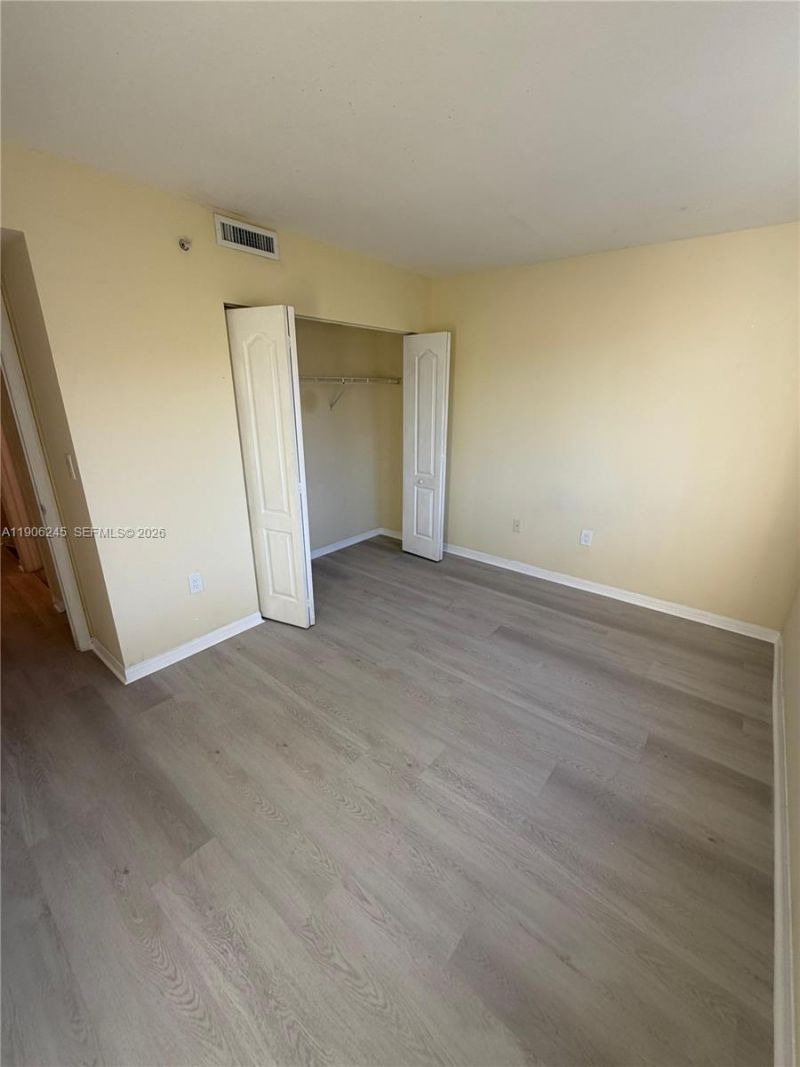 12635 SW 91st St, Unit 211, Miami, FL 33186 Photo