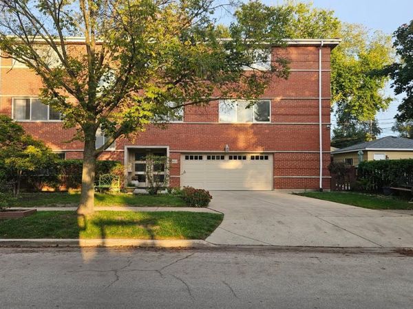611 Wesley Avenue, Unit 1, Evanston, IL 60202