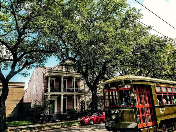 3206 ST. CHARLES Avenue, Unit 3-A, New Orleans, LA 70115