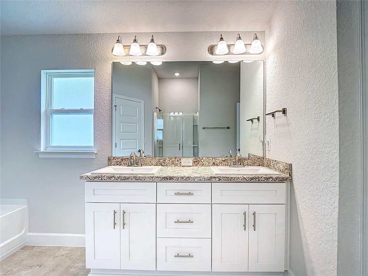 14917 Tropical Violet Way, Wimauma, FL 33598 Photo