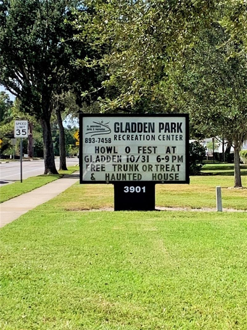 3301 39th Street N, Saint Petersburg, FL 33713 Photo