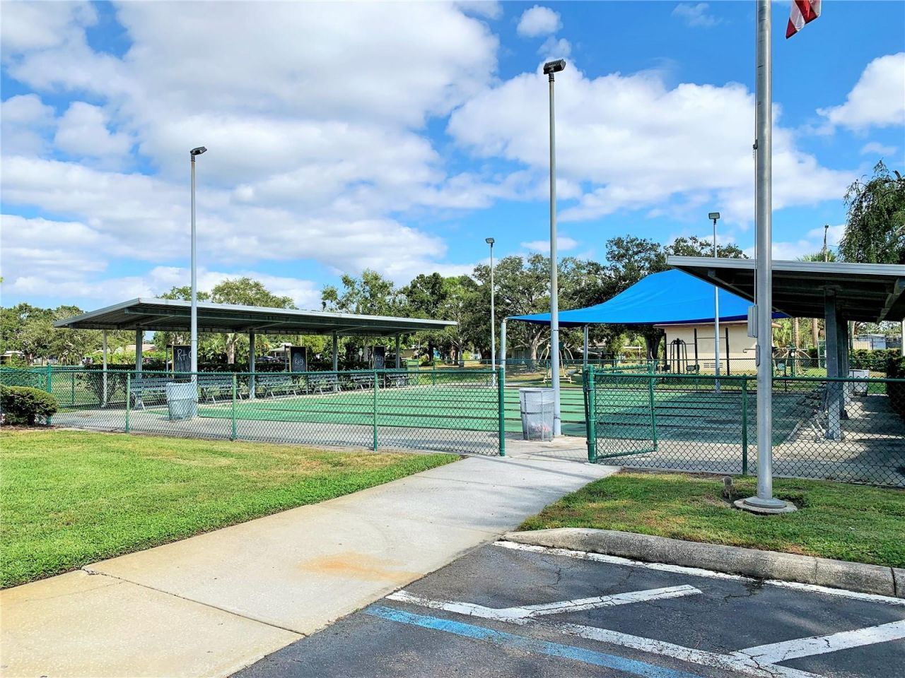 3301 39th Street N, Saint Petersburg, FL 33713 Photo