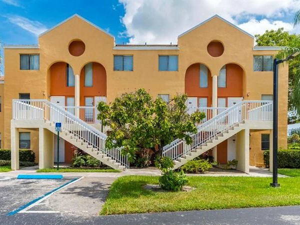 5200 NW 31st Ave 96 & 98, Fort Lauderdale, FL 33309