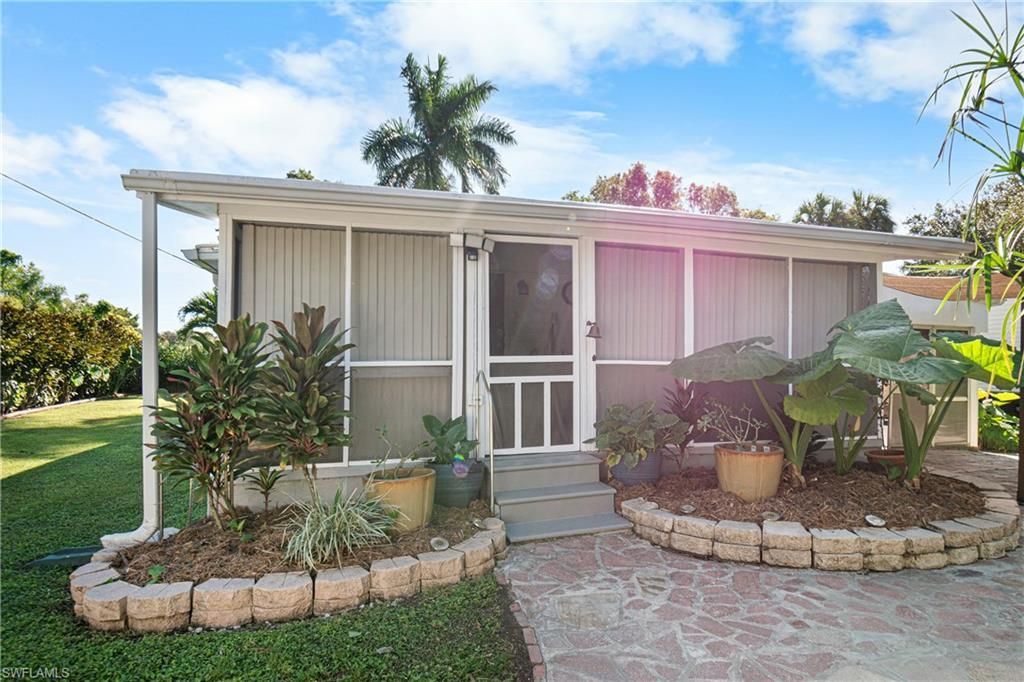 2256 Marina Park Dr, Fort Myers, FL 33905 Photo