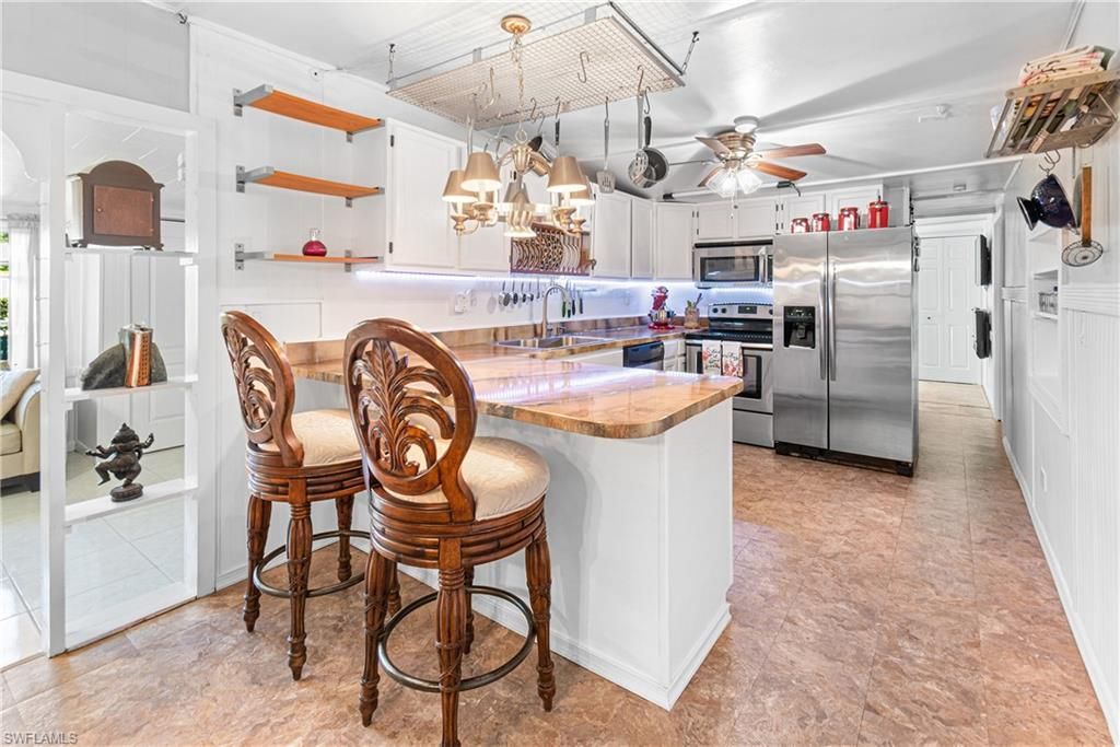 2256 Marina Park Dr, Fort Myers, FL 33905 Photo