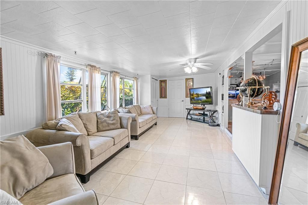 2256 Marina Park Dr, Fort Myers, FL 33905 Photo