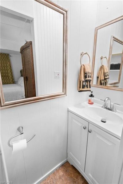 2256 Marina Park Dr, Fort Myers, FL 33905 Photo