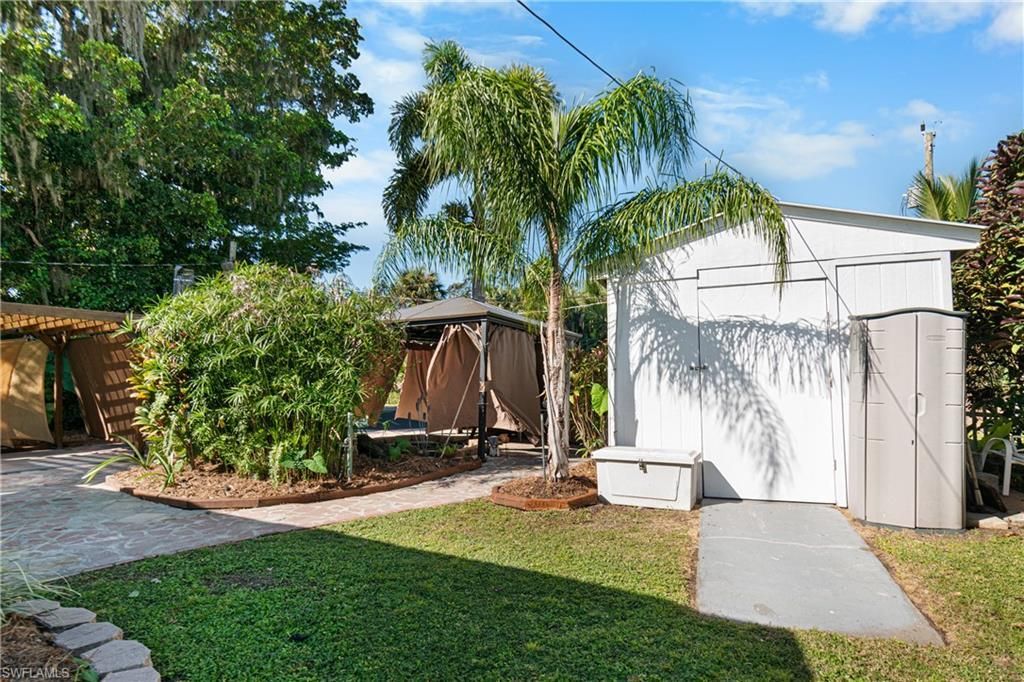 2256 Marina Park Dr, Fort Myers, FL 33905 Photo