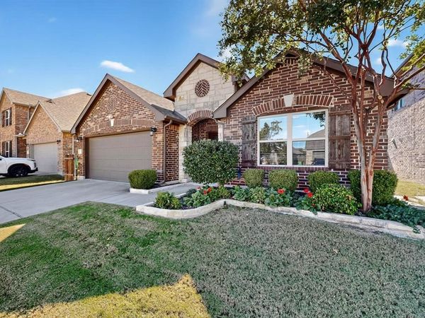 1628 Ridge Creek Lane, Aubrey, TX 76227