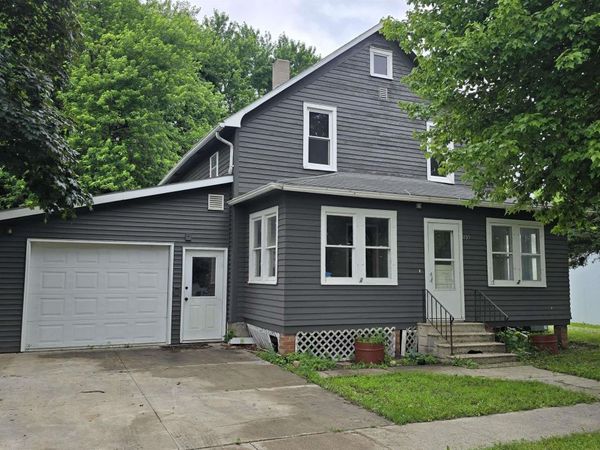 35 Ripley Street, Titonka, IA 50480