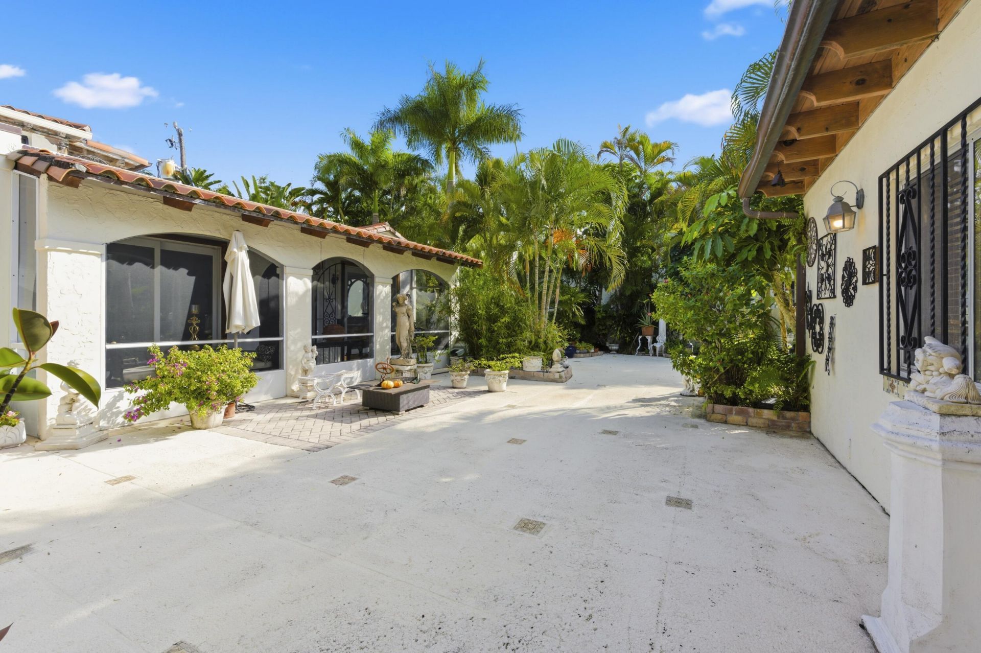 281 Granada Road, West Palm Beach, FL 33401 Photo