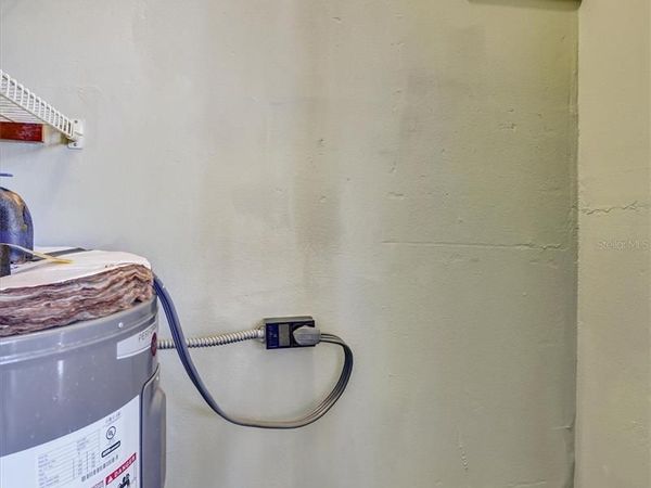 558 CAPISTRANO COURT, LARGO, FL 33771