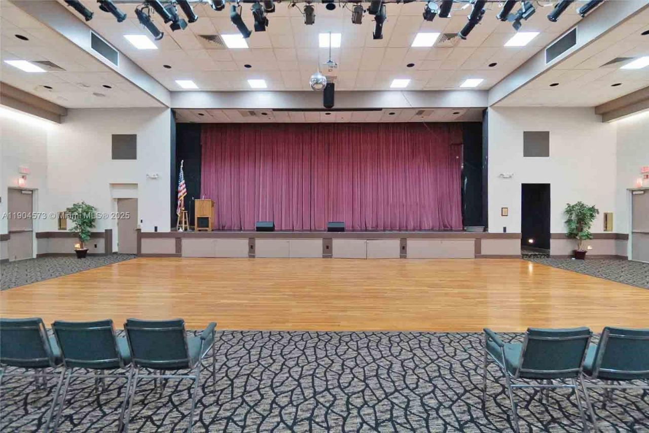 361 S Hollybrook Dr, Unit 102, Pembroke Pines, FL 33025 Photo