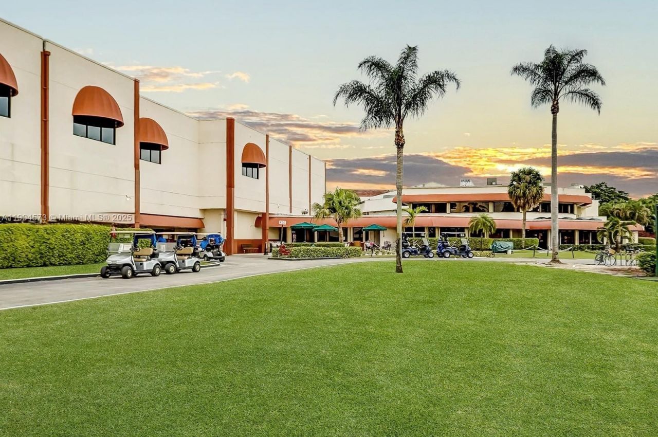 361 S Hollybrook Dr, Unit 102, Pembroke Pines, FL 33025 Photo