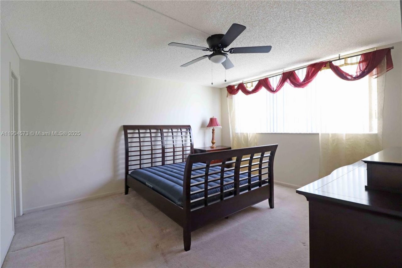 361 S Hollybrook Dr, Unit 102, Pembroke Pines, FL 33025 Photo