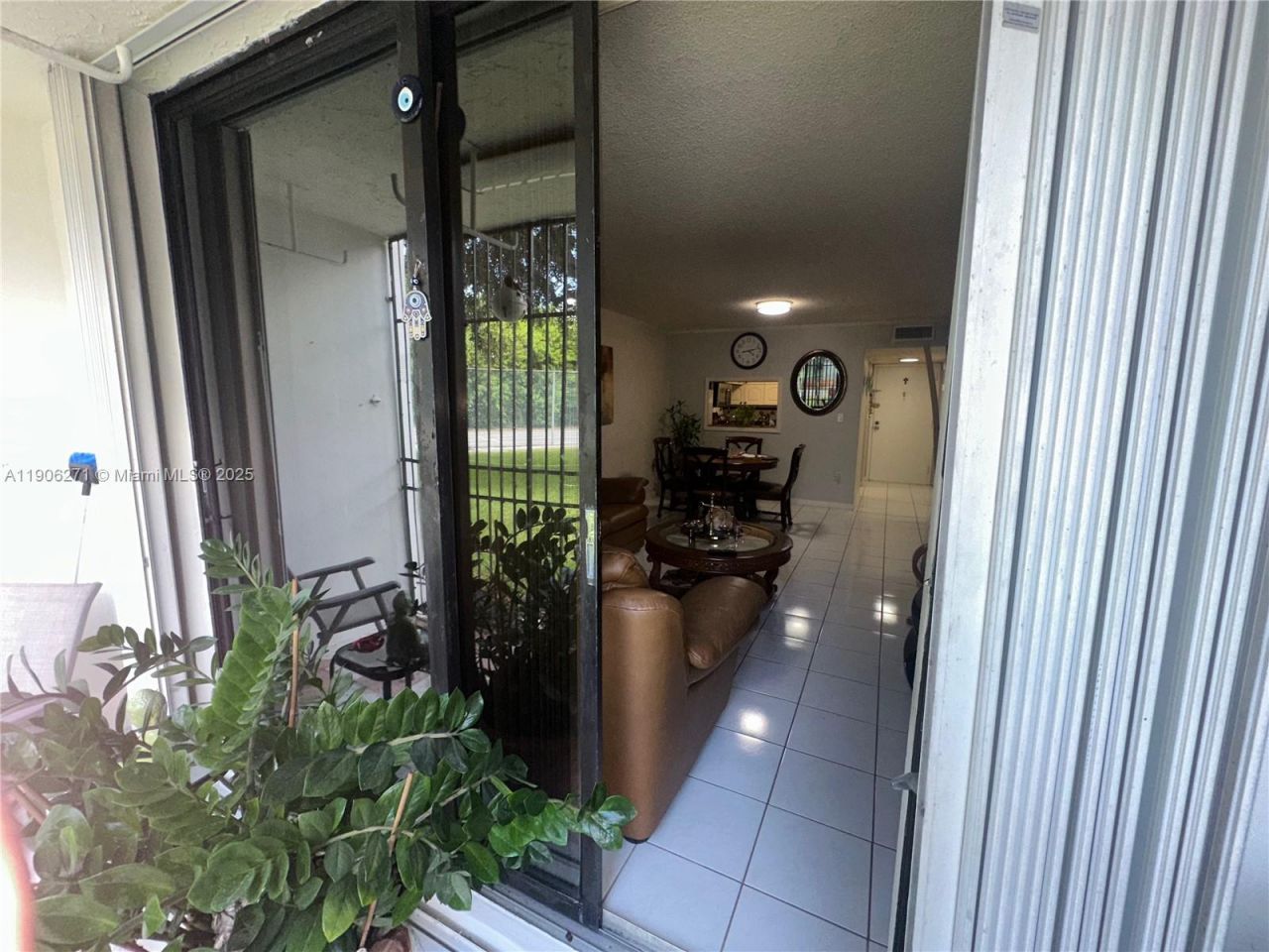 9682 Fontainebleau Blvd, Unit 114, Miami, FL 33172 Photo