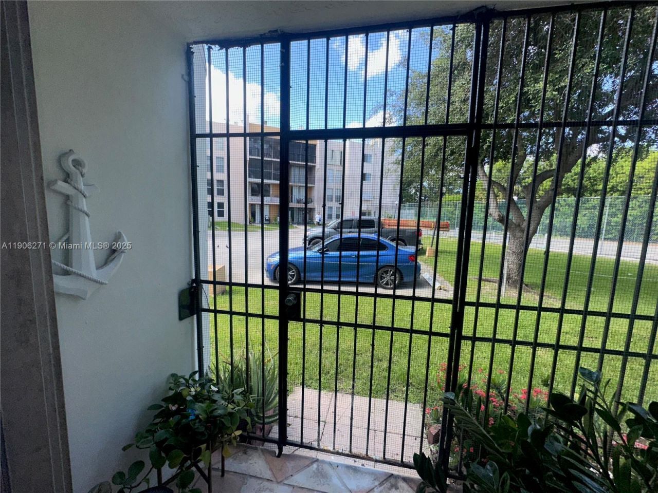 9682 Fontainebleau Blvd, Unit 114, Miami, FL 33172 Photo