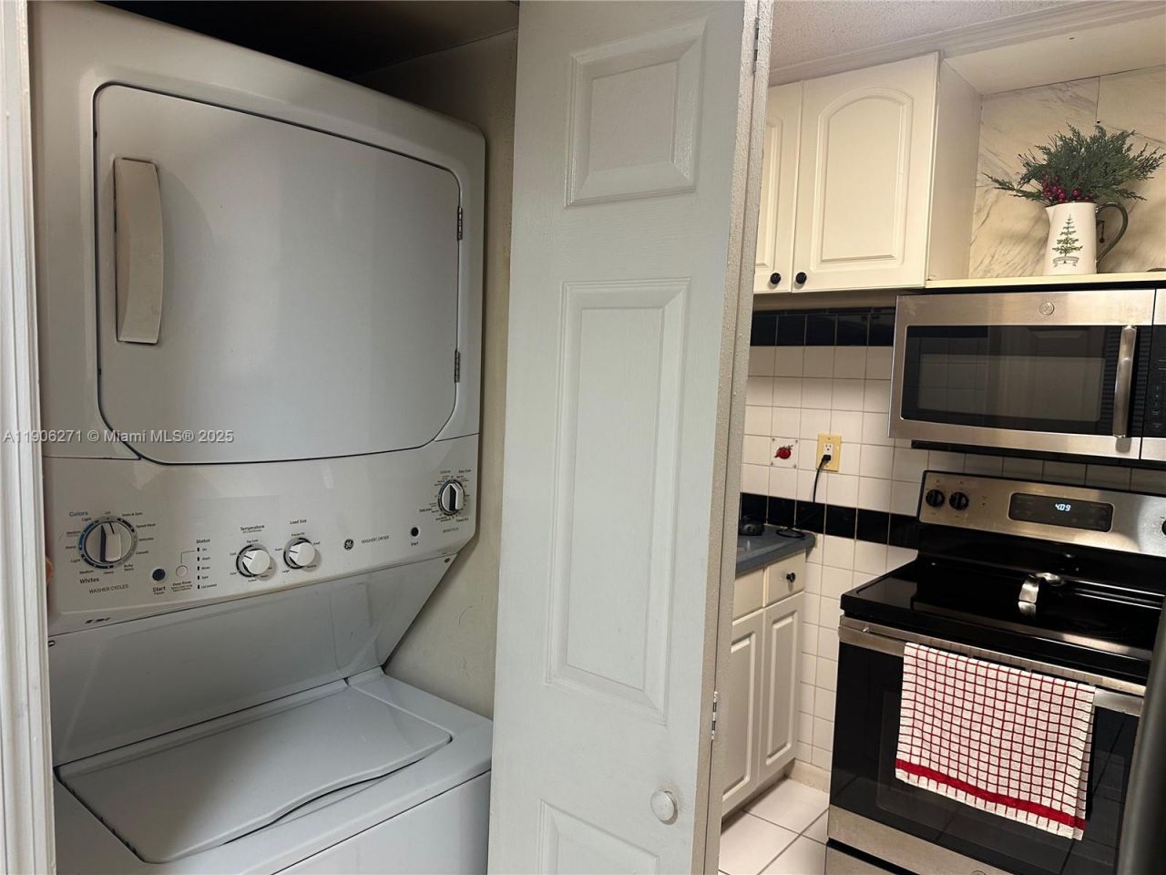 9682 Fontainebleau Blvd, Unit 114, Miami, FL 33172 Photo