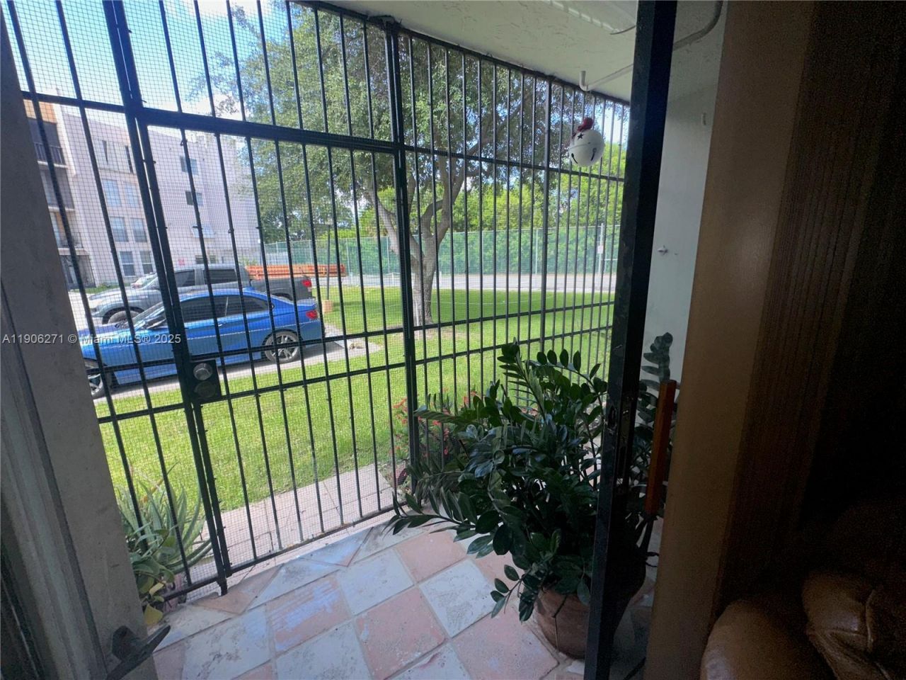 9682 Fontainebleau Blvd, Unit 114, Miami, FL 33172 Photo