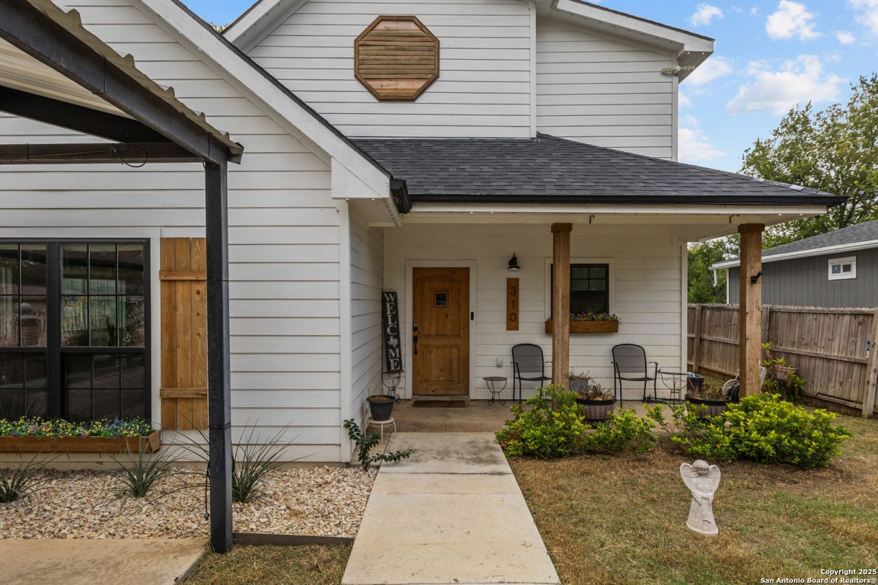 310 Sims, San Antonio, TX 78225 Main Photo