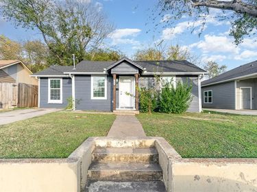 5006 Bartlett Avenue, Dallas, TX 75216