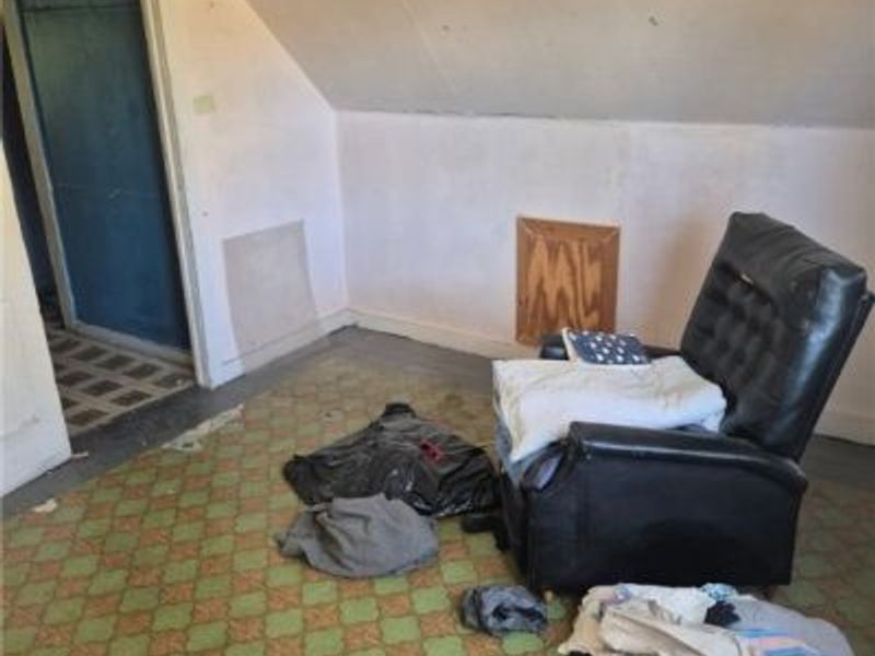 786 Parkwood Drive, Cleveland, OH 44108 Photo 12