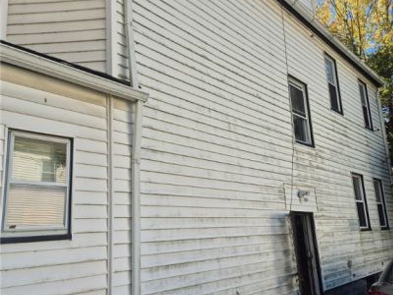 786 Parkwood Drive, Cleveland, OH 44108 Photo 2