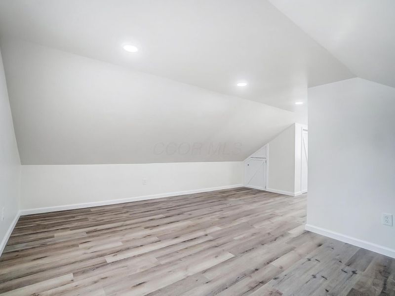 1896 Dyer Road, Grove City, OH 43123 Photo 32