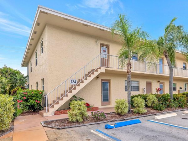 2950 SE Ocean Boulevard, Unit 134-5, Stuart, FL 34996
