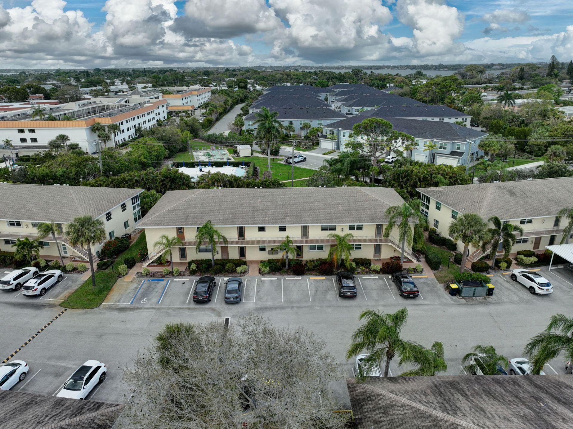 2950 SE Ocean Boulevard, Unit 134-5, Stuart, FL 34996 Photo