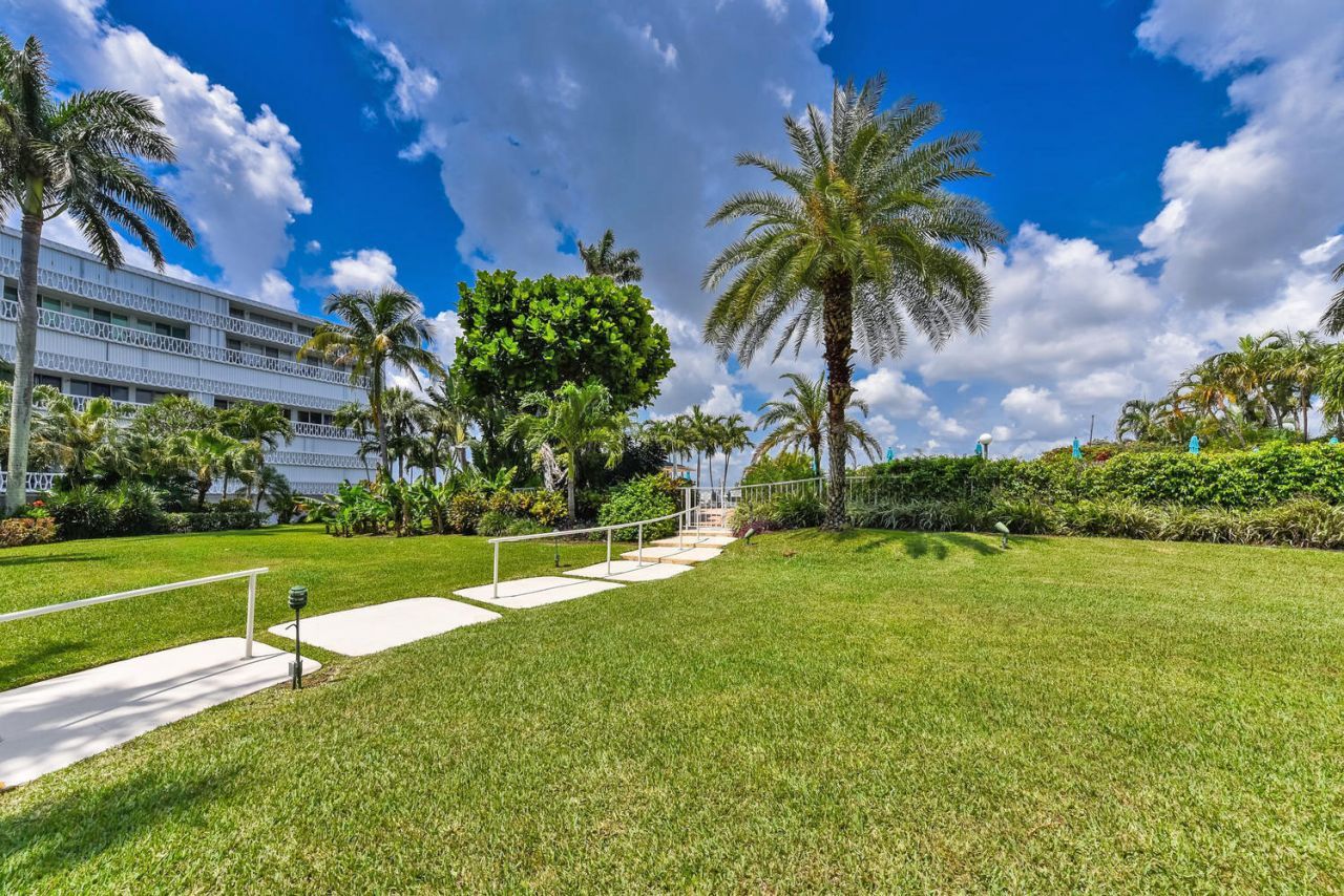 2505 S Ocean Boulevard, Unit 411, Palm Beach, FL 33480 Photo