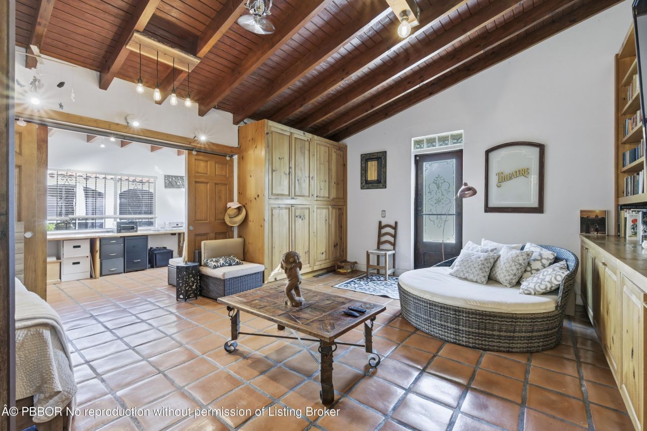 281 Granada Road, West Palm Beach, FL 33401 Photo