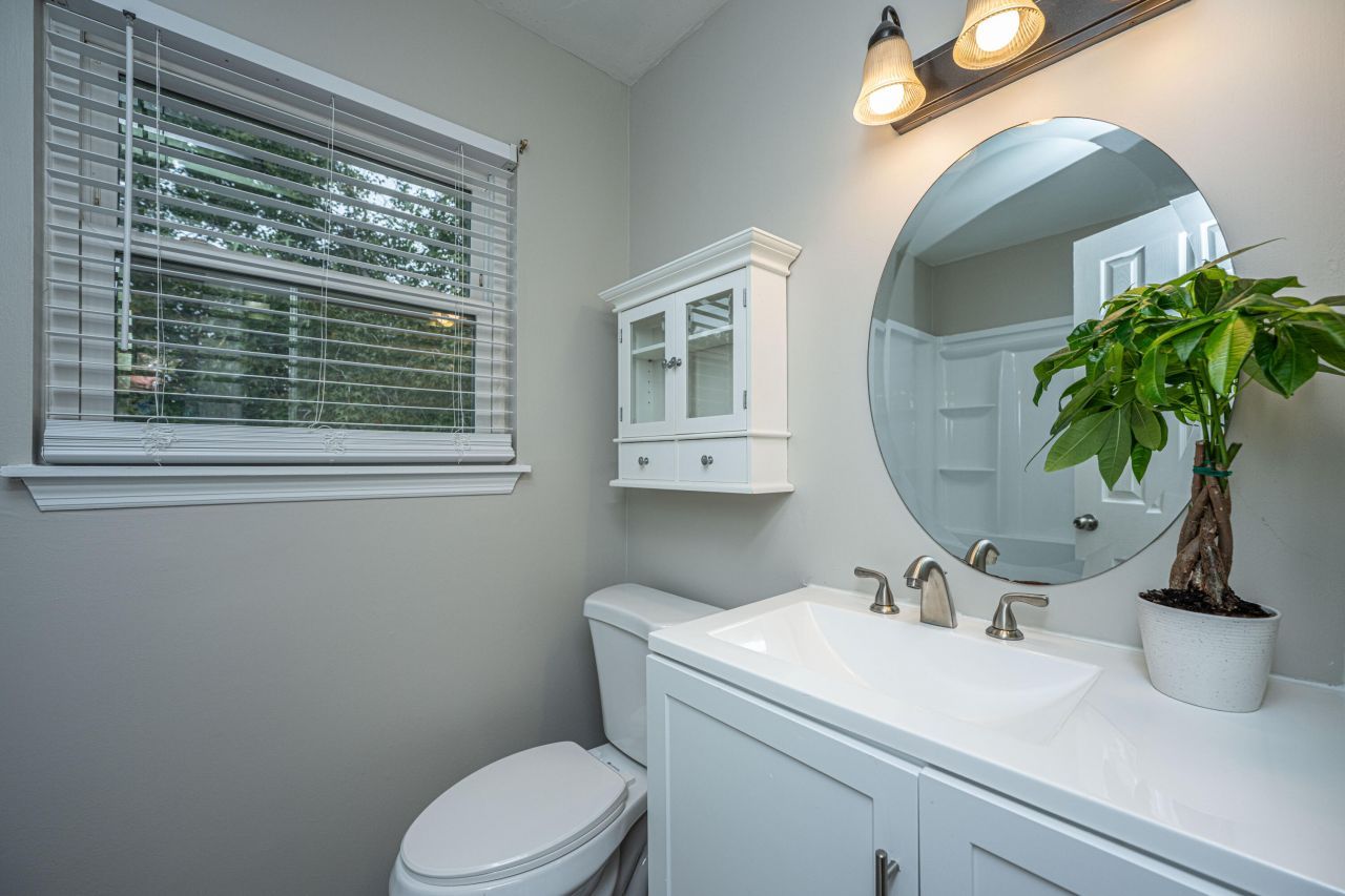 415 Parkdale Drive Photo 17