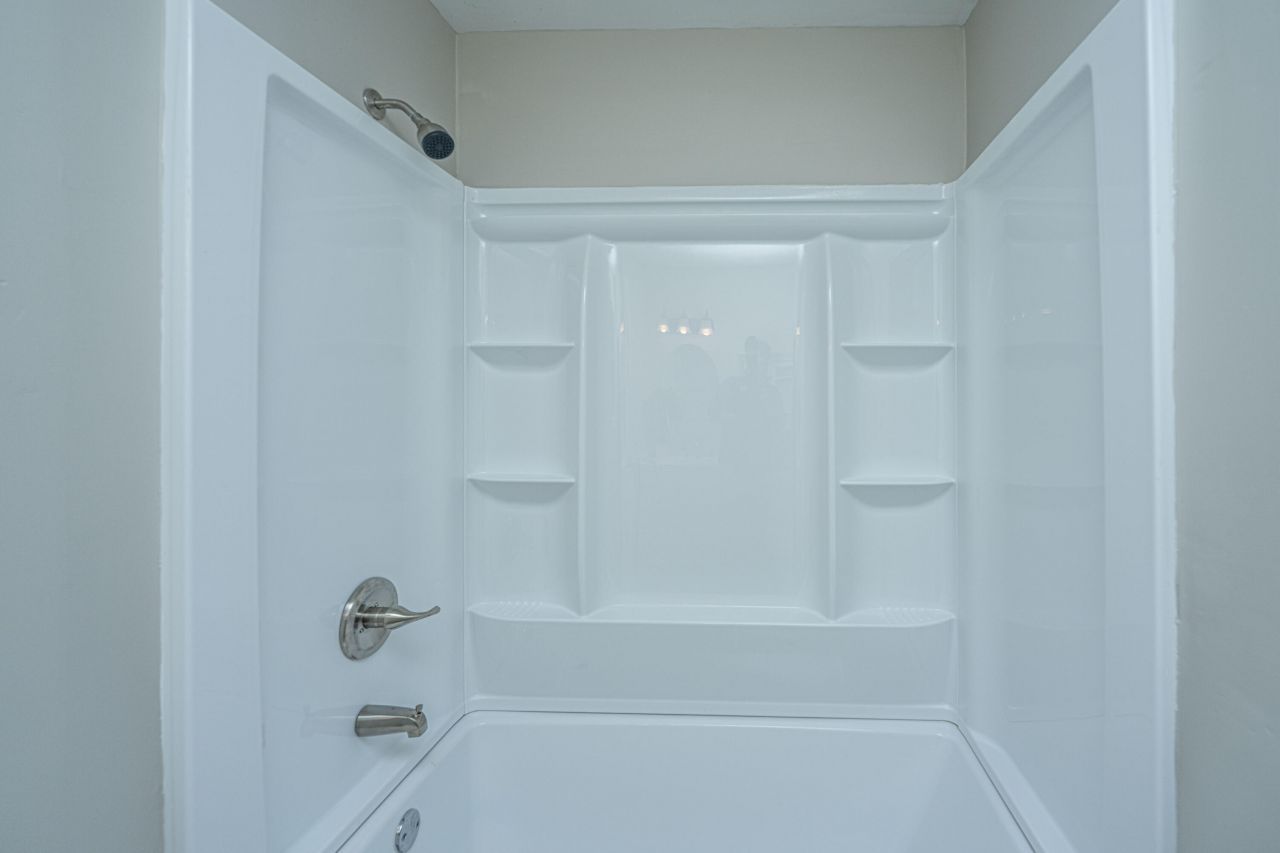 415 Parkdale Drive Photo 18