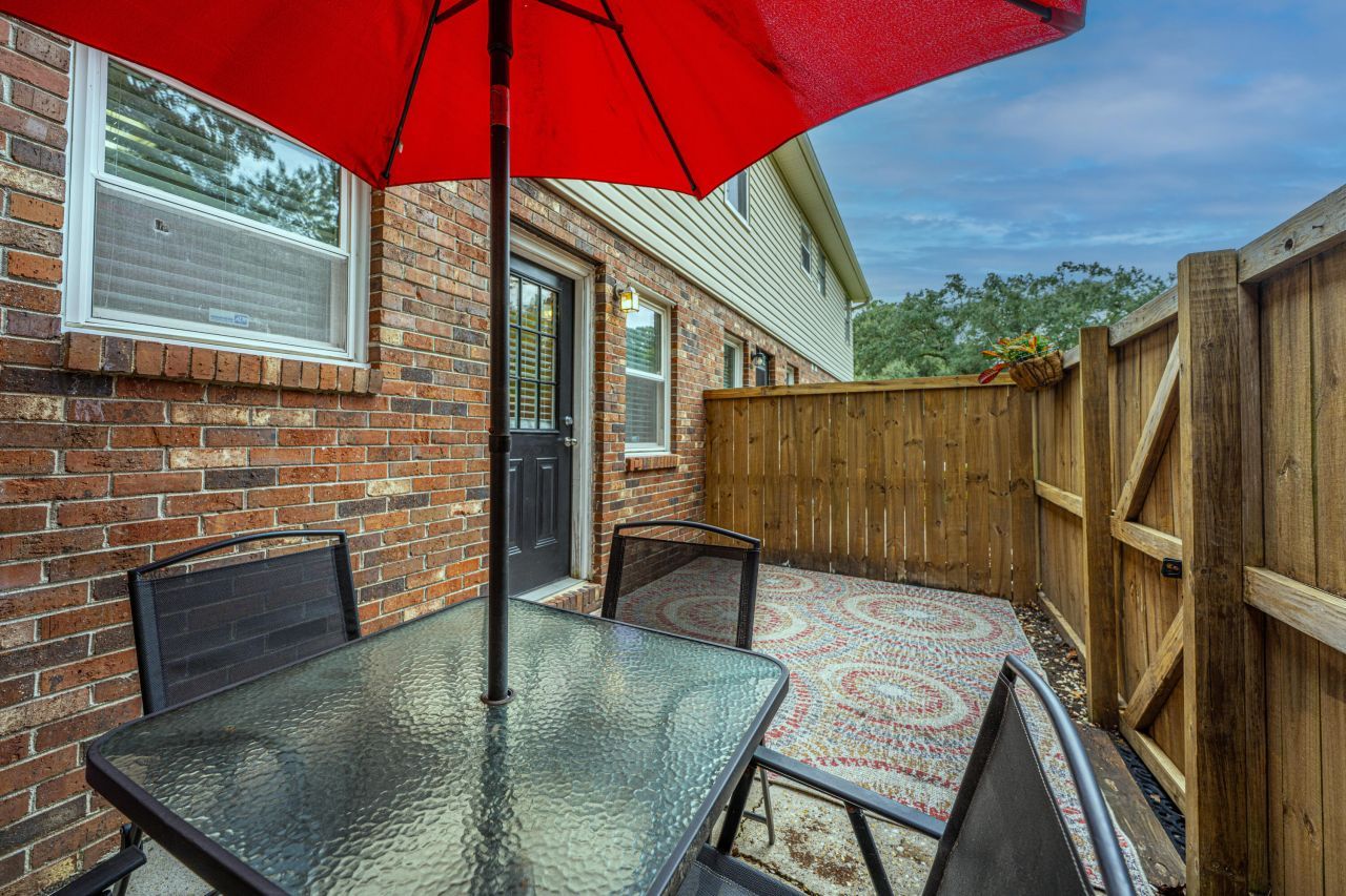 415 Parkdale Drive Photo 25