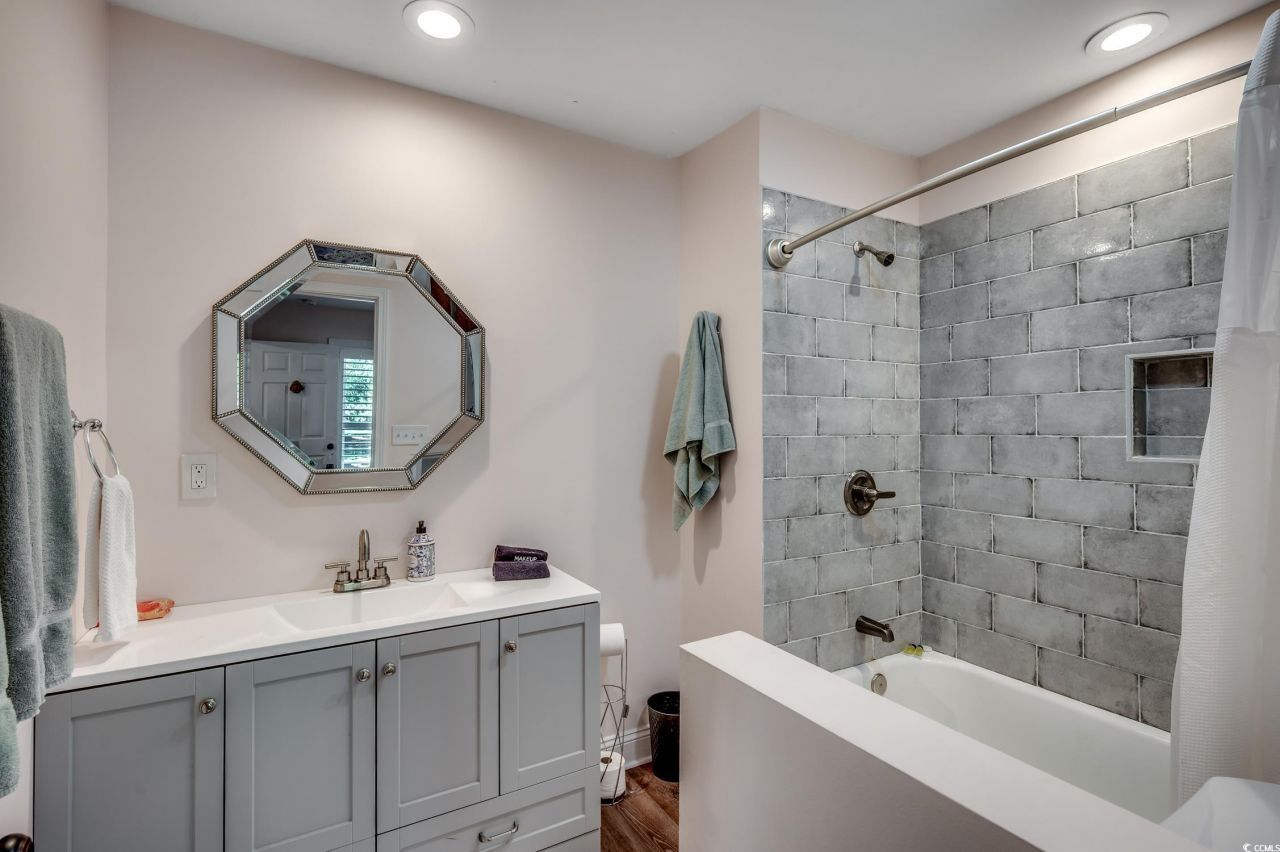 130 Ancient Mariner Ln. Photo 14