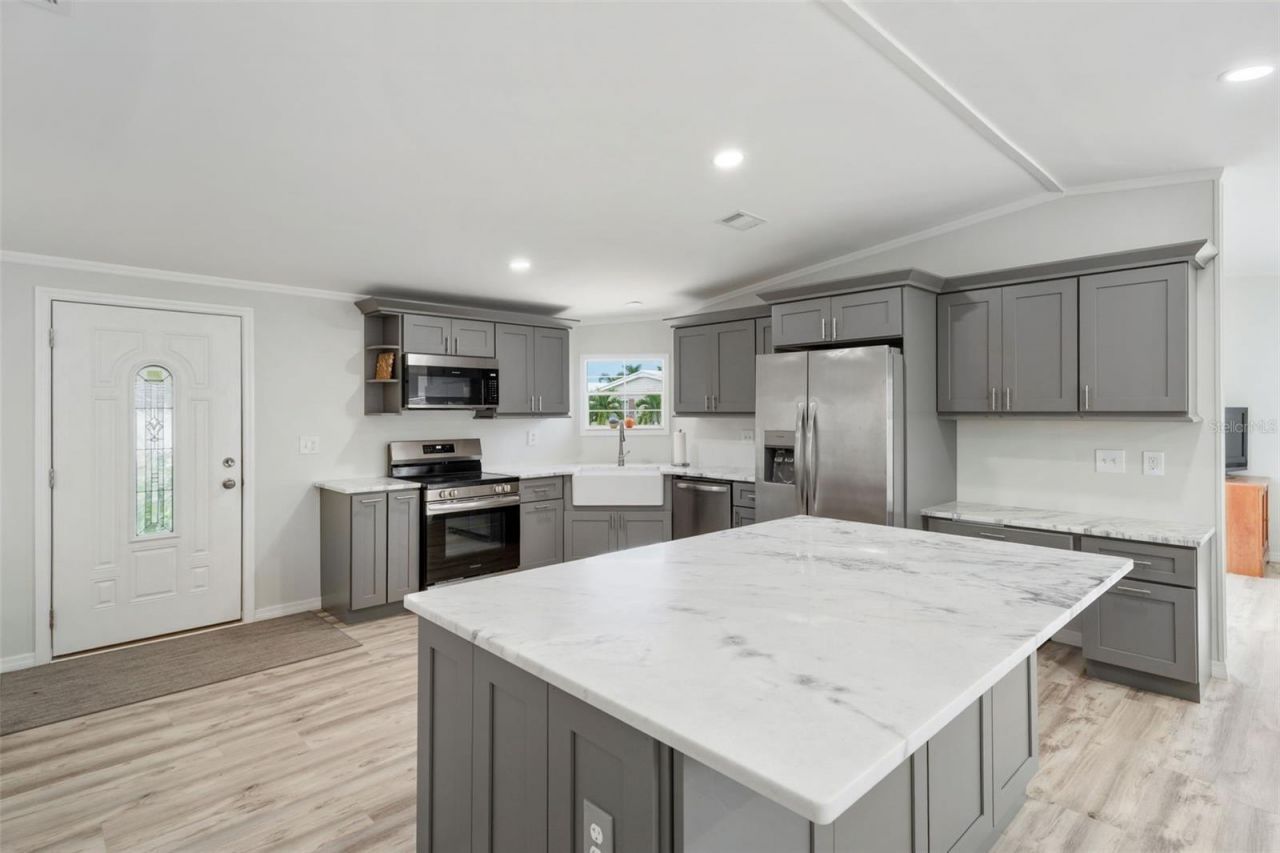 15 Freeman Avenue, Punta Gorda, FL 33950 Photo